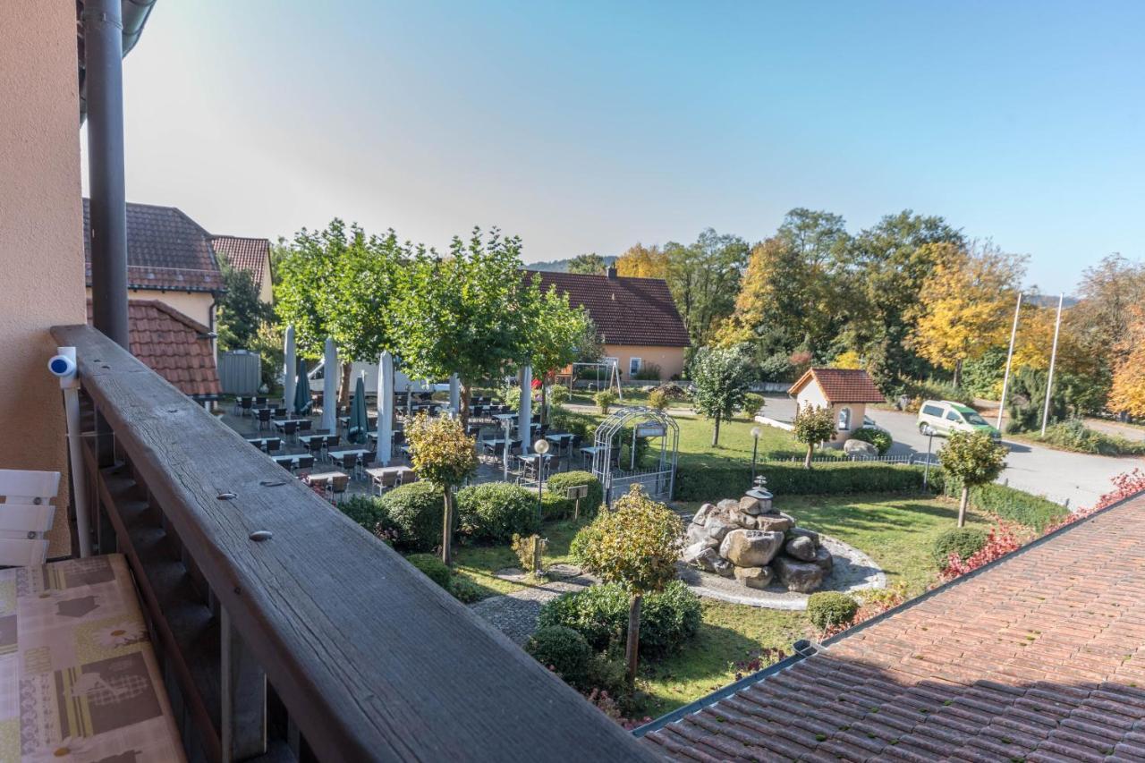 Hotel Bartholomaeus Zeitlarn ภายนอก รูปภาพ