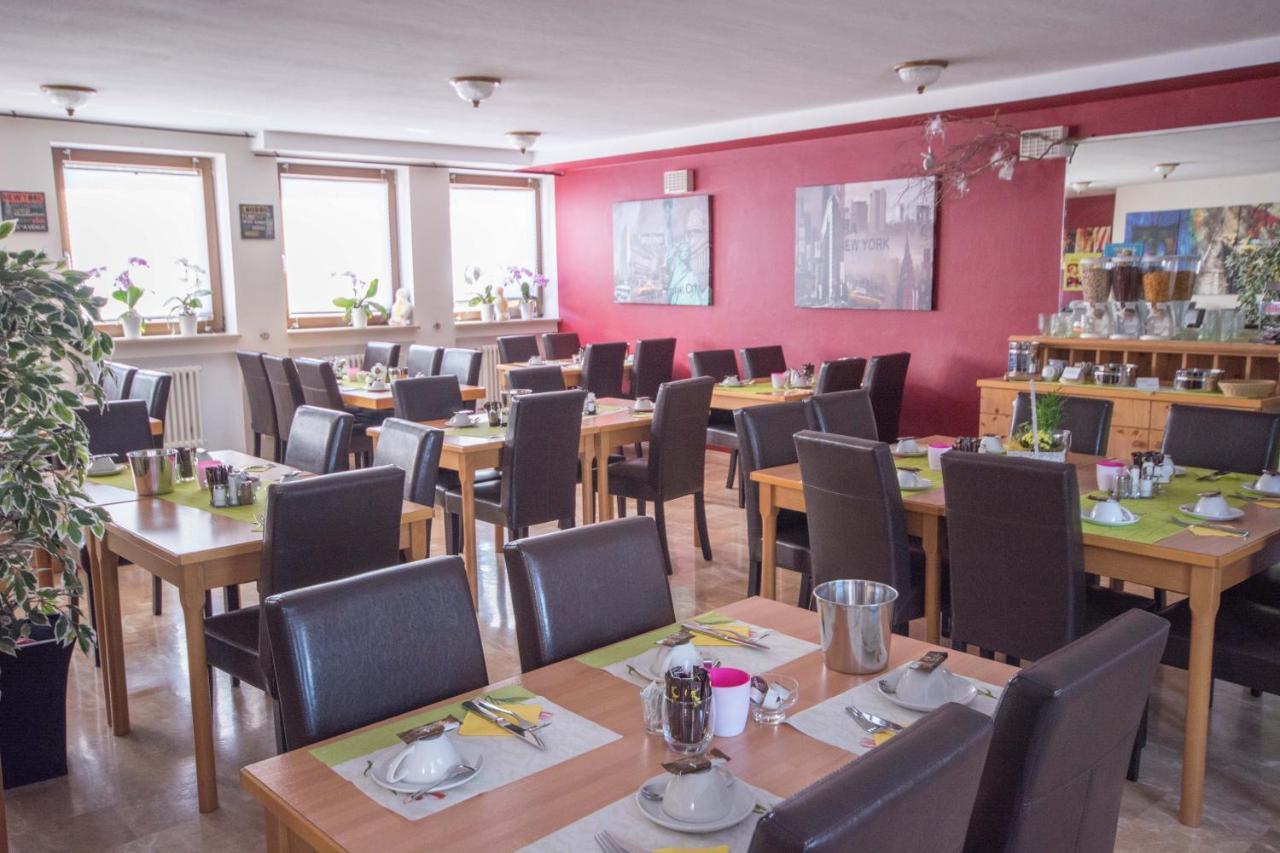 Hotel Bartholomaeus Zeitlarn ภายนอก รูปภาพ